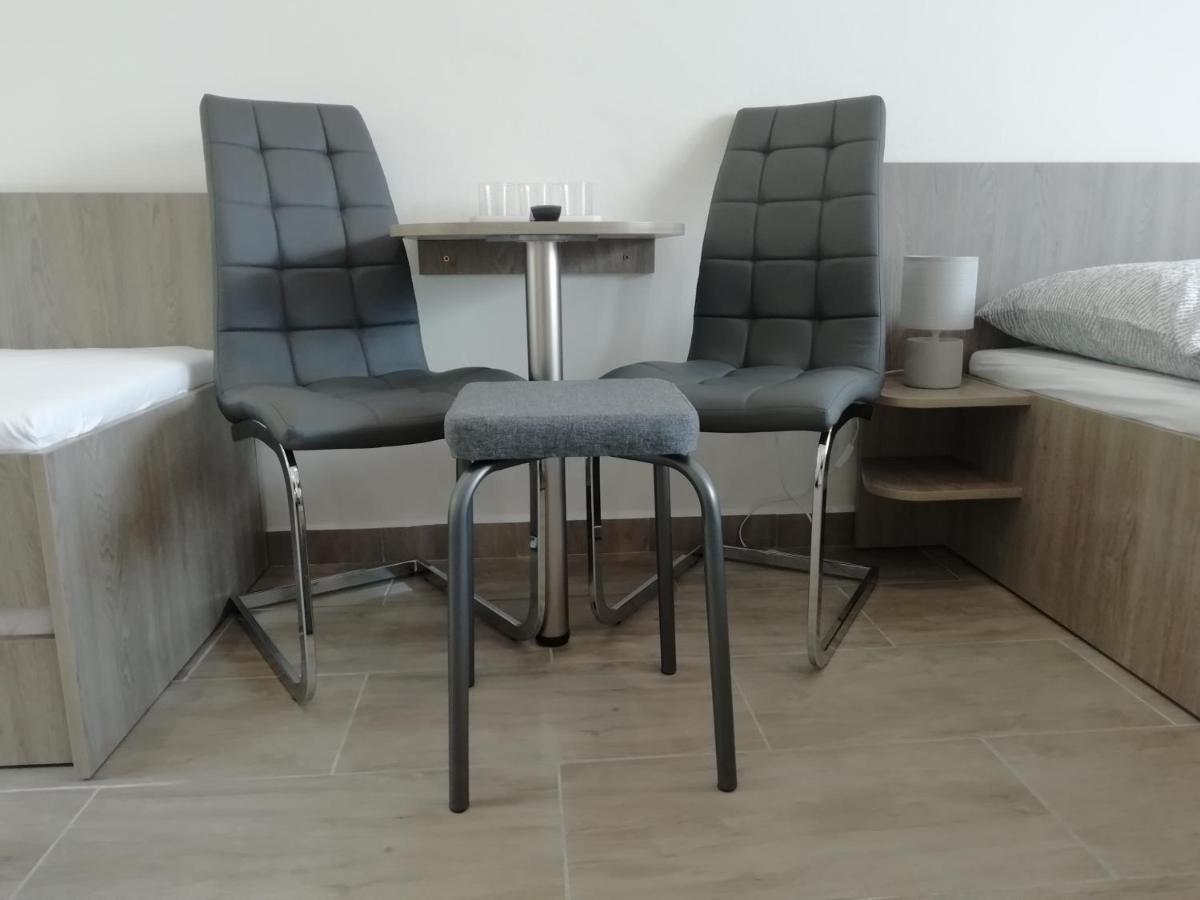 Vila Lada Dedinky Luaran gambar